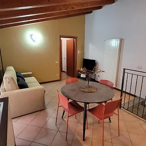 Apartamento Dimora Larius Italia